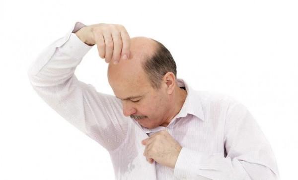 動不動就出汗？異常出汗或暗示這4種疾病，都不簡單