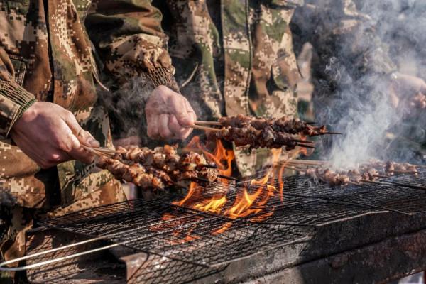 軍營美食街 讓你吃出家鄉味