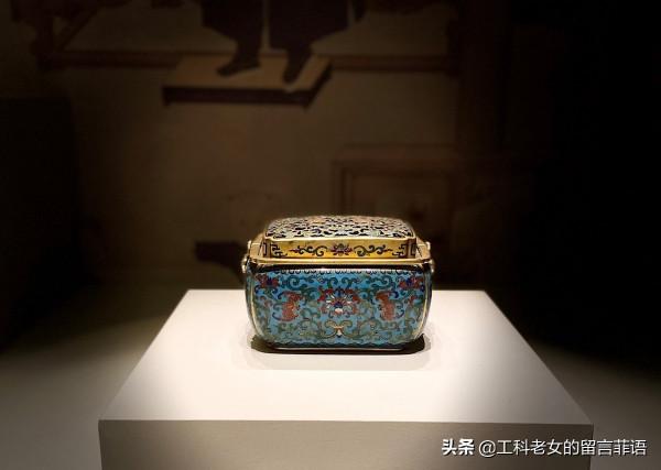 國博金玉滿堂：宮廷生活是豪，但不是土豪