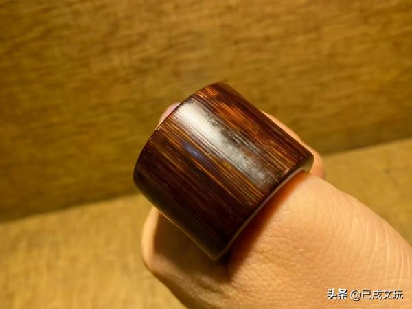 老犀角一克5塊錢?北京古玩街商販可真敢賣? 老犀角一克5塊錢?北京古玩街商販可真敢賣?