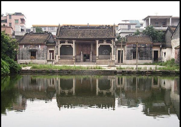 丈夫剛走不久,大伯哥就將她關進小屋50年,如今該小屋成名勝古蹟 丈夫剛走不久,大伯哥就將她關進小屋50年,如今該小屋成名勝古蹟