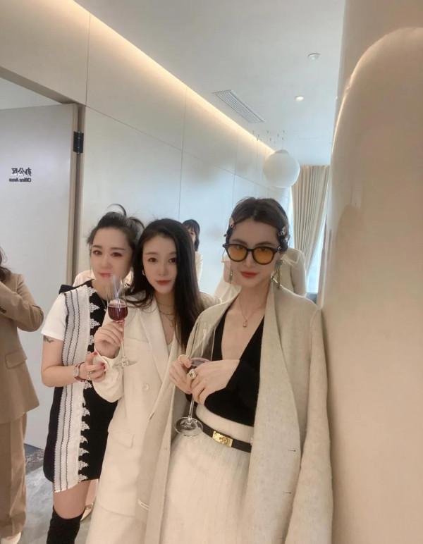 拼命工作拼命生活