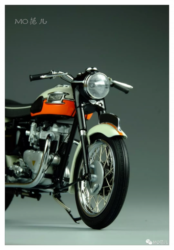 已經60歲了，還依然那麼年輕