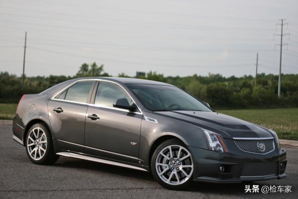開了11年還能賣25萬！這輛6.2L排量的凱迪拉克CTS-V是真的香