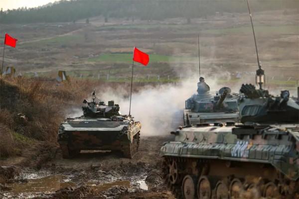 硬核！直擊第71集團軍某旅合成營實力出擊