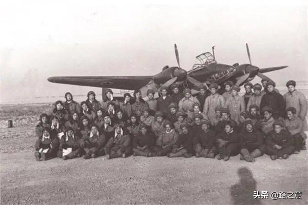 三架中彈的轟炸機,悲壯地撲向目標,為中國空戰史留下經驗和教訓 三架中彈的轟炸機,悲壯地撲向目標,為中國空戰史留下經驗和教訓