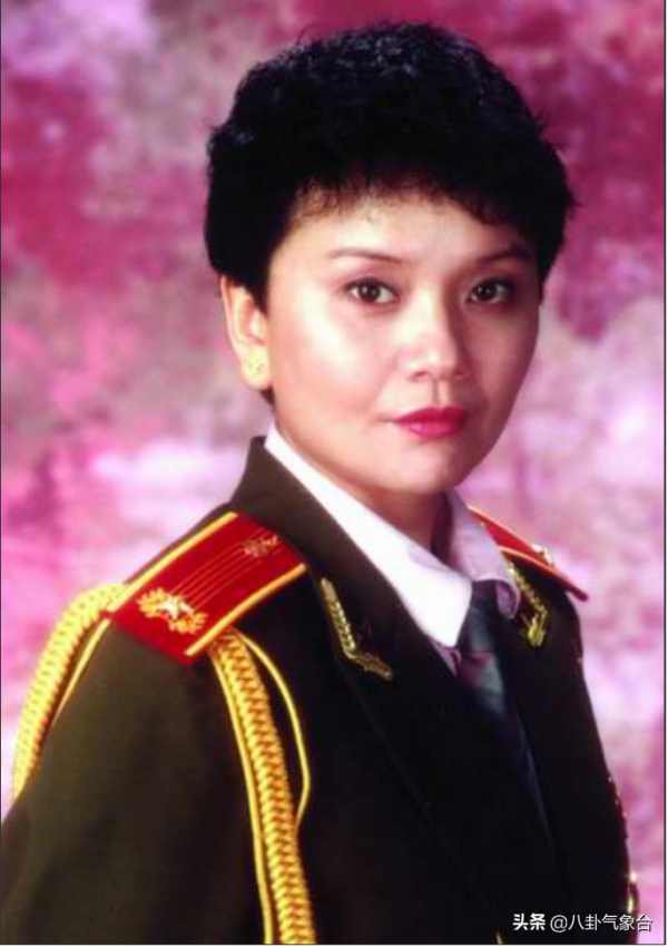 歌唱家王靜的三段情，與聶衛平的婚姻被人詬病，為兒子60歲不再嫁