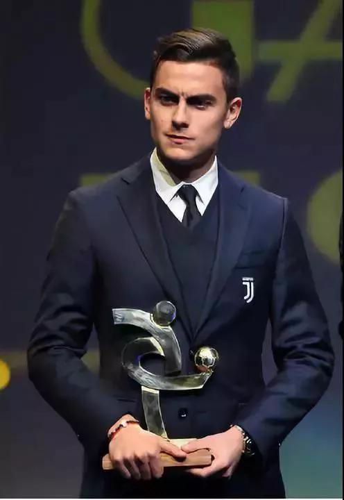 巴拉巴拉小魔仙是形容哪位球星呢？是C羅梅西 還是內馬爾姆巴佩？