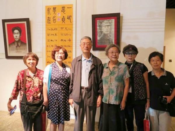 兒子剛出生,妻子就得知丈夫犧牲而哭暈,多年後將兒子培養成上將 兒子剛出生,妻子就得知丈夫犧牲而哭暈,多年後將兒子培養成上將