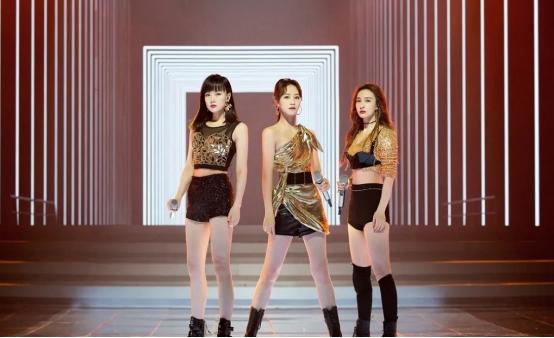 張雨綺,即便有時她看起來略顯強勢,但卻沒有讓人感到不舒服 張雨綺,即便有時她看起來略顯強勢,但卻沒有讓人感到不舒服