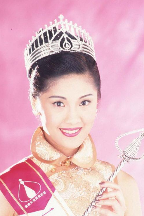 港姐評委的審美令人疑惑，蔡少芬僅獲第三名，周海媚連決賽都沒進