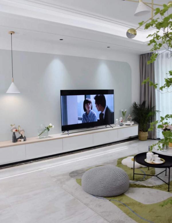 第二套房子，客廳堅持“6不裝”，入住後體驗太爽了