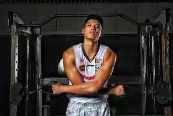 CBA第二階段，廣東老四人組兩人犧牲最大，新四人組一人勝任