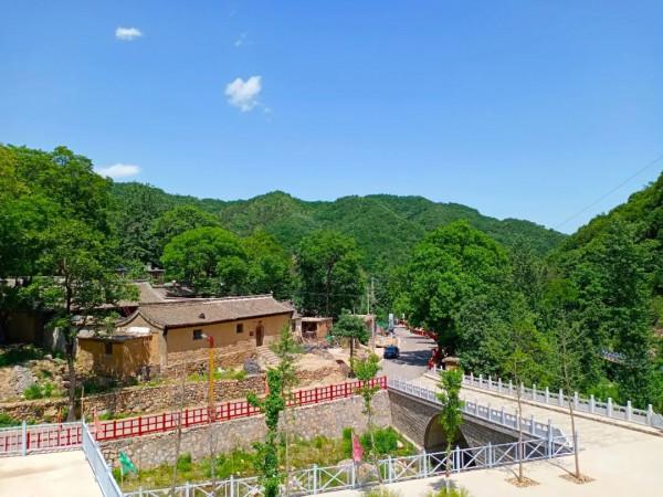 【名人靈壽】畢生為共和國寫詩的人 【名人靈壽】畢生為共和國寫詩的人