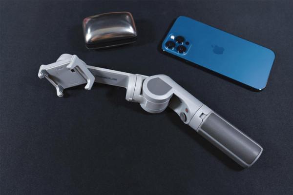 自動開合，三軸一體便攜無壓力-SNOPPA隨拍ATOM 2自動摺疊手機雲臺