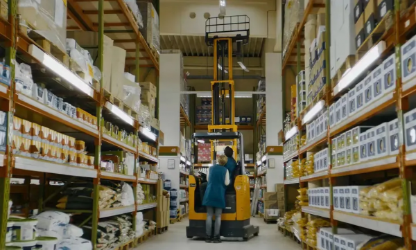 晚點獨家丨橙心優選自救，重點轉向批發業務