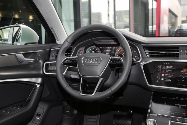 低調的豪華行政級轎車，車長5米，配置豐富，帶你體驗奧迪A6L