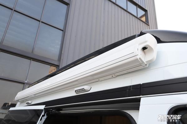 這幾款福特房車帶升頂功能，獨立衛浴和大水電配置，比寶馬3便宜