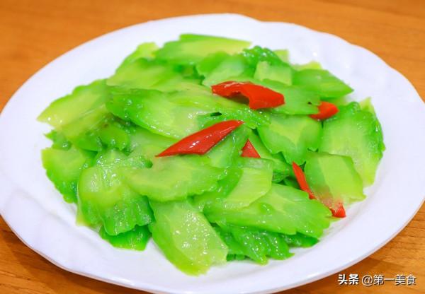 苦瓜怎麼做才能去除苦味,廚師長教你飯店做法,夏天吃清熱又開胃 苦瓜怎麼做才能去除苦味,廚師長教你飯店做法,夏天吃清熱又開胃