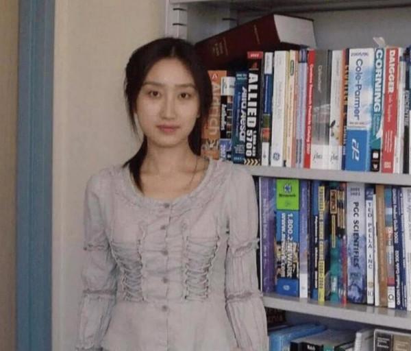 美女博士錢璐璐：12年用4段婚姻換來美國大學終身教授