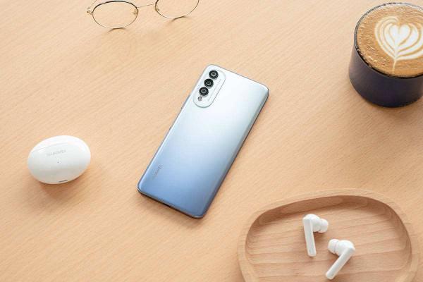 2022年換新機緊急避雷，這三款手機誰買誰吃虧，別花冤枉錢