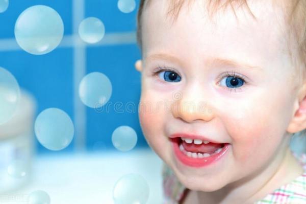 寶寶出牙的8大不適徵兆,你瞭解多少? 寶寶出牙的8大不適徵兆,你瞭解多少?