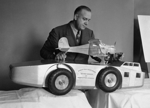 1939年,美國人建17米長巨無霸探險南極,結果丟了 1939年,美國人建17米長巨無霸探險南極,結果丟了