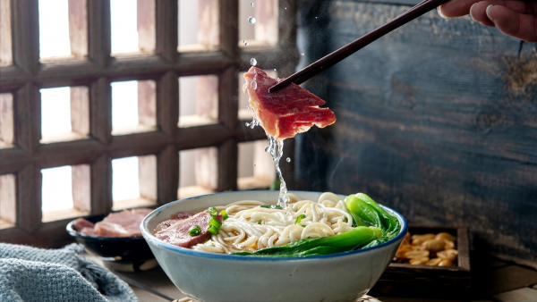 非常具有代表性的中華五碗麵,不分排名先後,你喜歡哪一款呢? 非常具有代表性的中華五碗麵,不分排名先後,你喜歡哪一款呢?