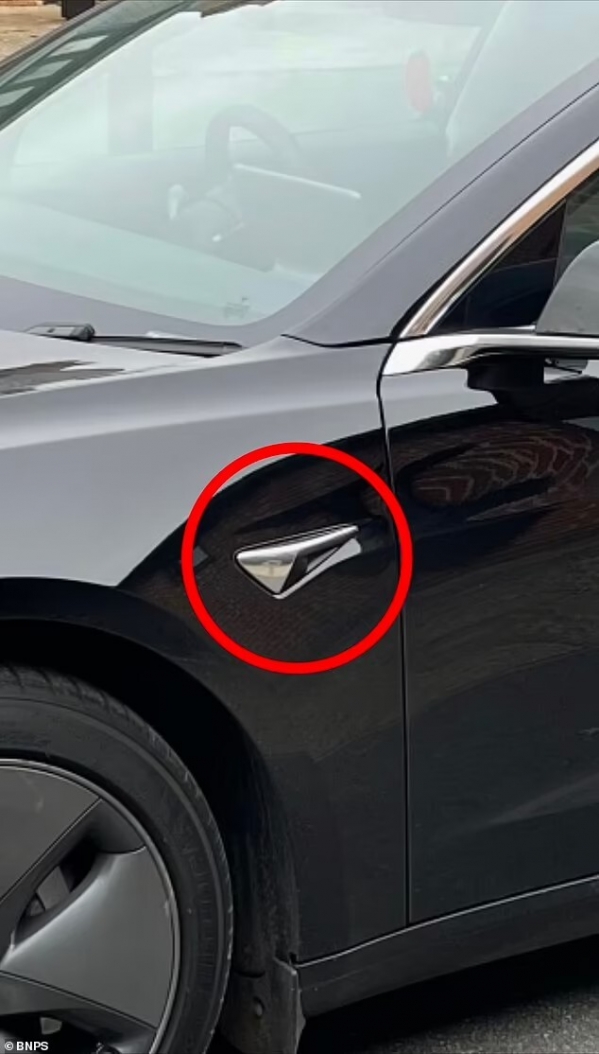 特斯拉“哨兵模式”成破案神器！成功找出劃傷車輛罪犯