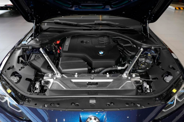 以操控基因聞名,卻備受爭議,實拍解析寶馬4系敞篷轎跑車 以操控基因聞名,卻備受爭議,實拍解析寶馬4系敞篷轎跑車