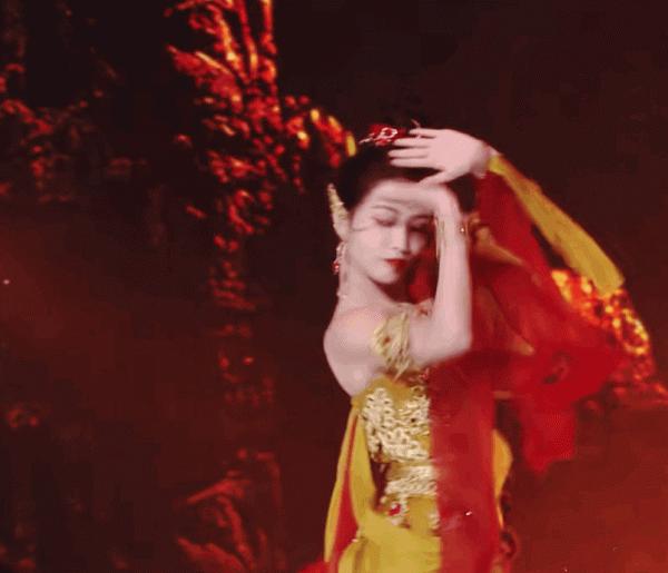 敦煌舞才是最厲害的吧？誰跳敦煌舞誰就可以驚豔四方