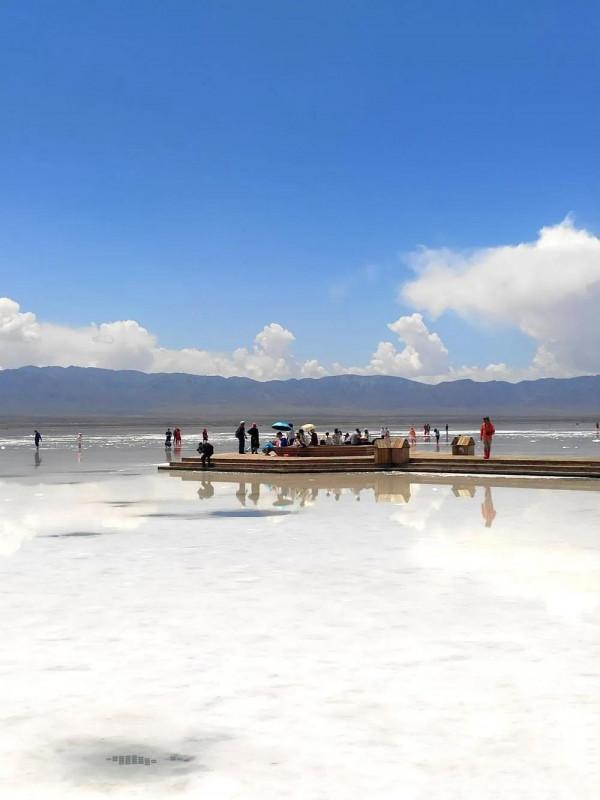 中國的天空之鏡，人一生要去的55個地方之一一茶卡鹽湖