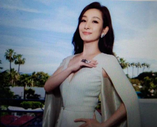 這幾位女明星長相不算極美,但氣質真是無敵 這幾位女明星長相不算極美,但氣質真是無敵