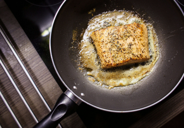 詩儷貓：換掉餐具和減肥的關係