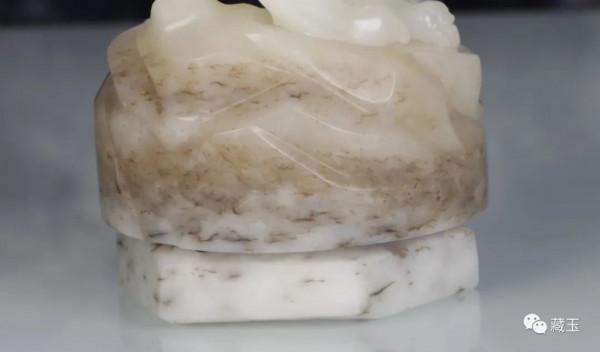 很全面的和田玉“水草沁”科普，籽料的“身份證”到底怎麼看？