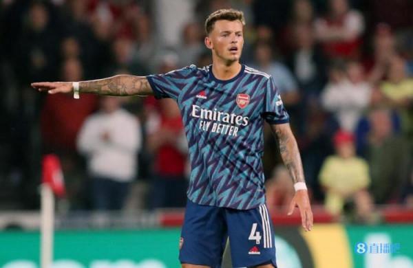 本-懷特:被判點球時心臟為之一緊,今天的草皮很乾燥 本-懷特:被判點球時心臟為之一緊,今天的草皮很乾燥