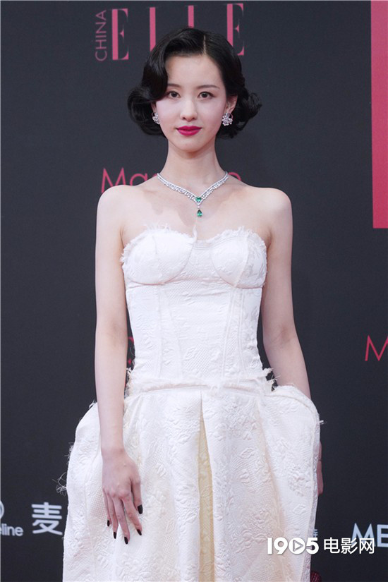 85花仙劍三美再同臺 楊冪劉詩詩唐嫣亮相ELLE大典