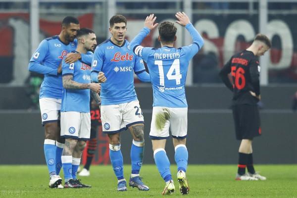 意甲-AC米蘭0-1那不勒斯 開場5分鐘丟球 終場前絕平被取消引爭議