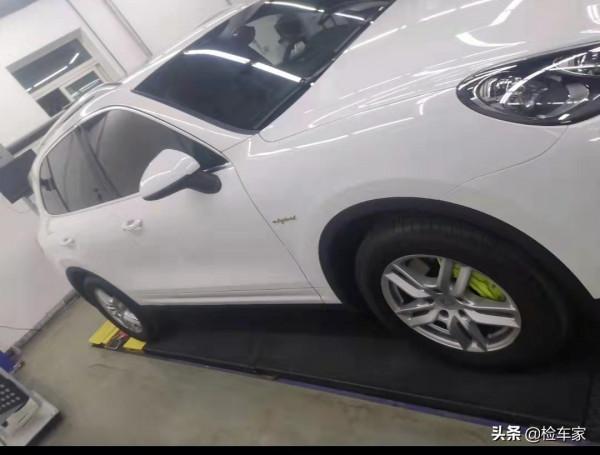 有錢任性!為綠牌花68萬買輛保時捷卡宴混動,網友:這是個祖宗 有錢任性!為綠牌花68萬買輛保時捷卡宴混動,網友:這是個祖宗