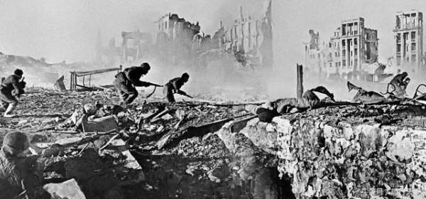 重返東線地獄,一名德軍士兵寫給妻子的戰地日記 重返東線地獄,一名德軍士兵寫給妻子的戰地日記