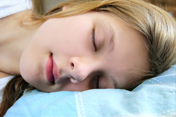 用科學手段錄製夢境的過程，第二天當作電影播放