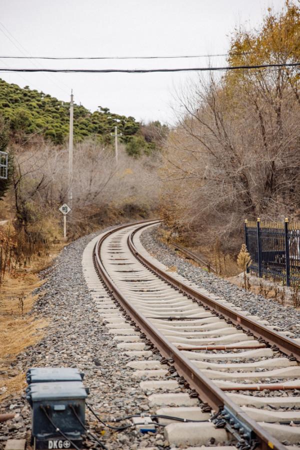 遠眺朝鮮大兵，中國這個鐵路口岸橫跨兩國，滿足你的好奇心