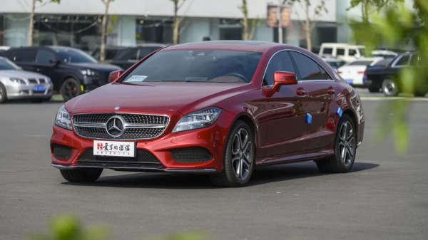 新車的質感卻只要一半的價格——二手賓士CLS260 新車的質感卻只要一半的價格——二手賓士CLS260