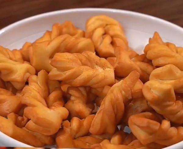 這樣做出來的花捲很美味，油果果也是一樣，你有沒有做