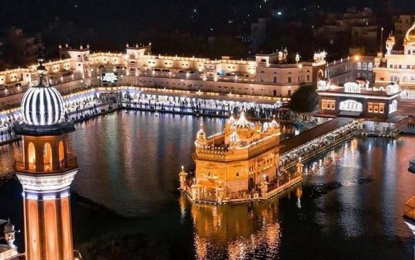 華麗的印度金廟 華麗的印度金廟