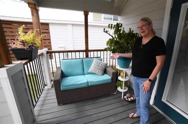 一位65歲奶奶獨居37㎡小家:利用4米層高做臥室,蝸居日子轉眼1年 一位65歲奶奶獨居37㎡小家:利用4米層高做臥室,蝸居日子轉眼1年