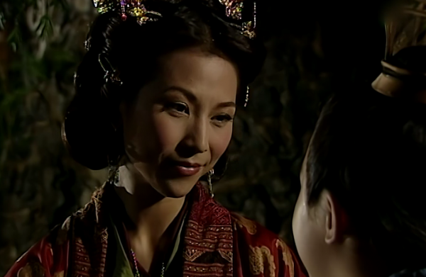 自古美人嘆遲暮，不許英雄見白頭：19年了，仍難忘蔡少芬“甄宓”