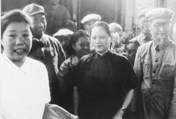 1949年,鄧穎超邀請宋慶齡入京觀禮,宋慶齡提出三個要求,是什麼 1949年,鄧穎超邀請宋慶齡入京觀禮,宋慶齡提出三個要求,是什麼