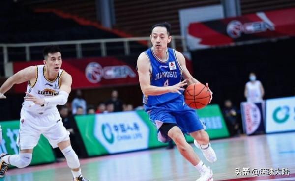 讓人失望！CBA頂薪後衛表現糟糕，還能帶隊衝擊季後賽嗎？