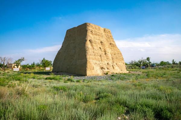 新疆的這座歷史古蹟，已有千年歷史，背後有一個壯美的愛情故事